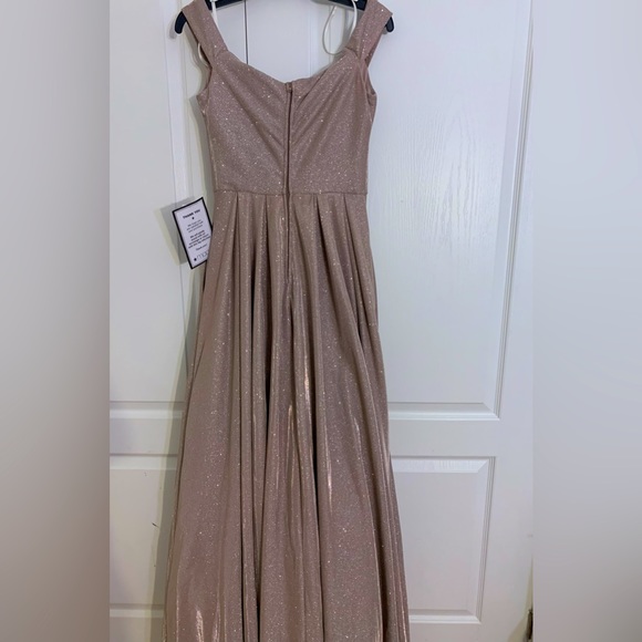 Long Rose gold sparkly gown - Picture 3 of 4